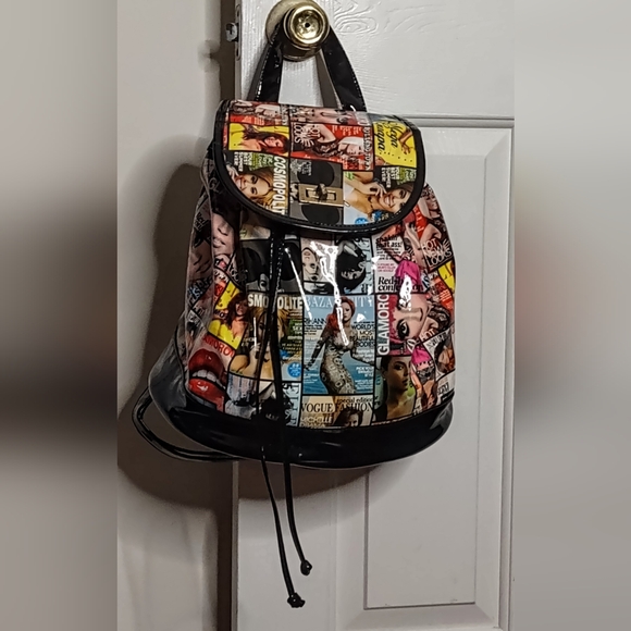 Backpack - Picture 2 of 4